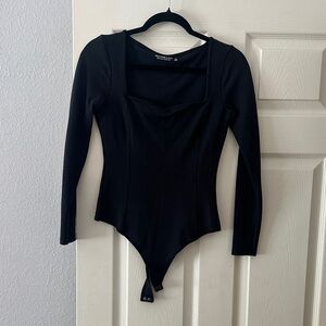 Abercrombie & Fitch Black Long-Sleeve Square Neck Bodysuit